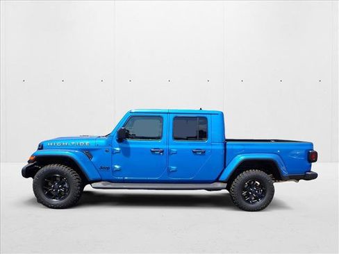 New 2025 Jeep Gladiator Sport image 2