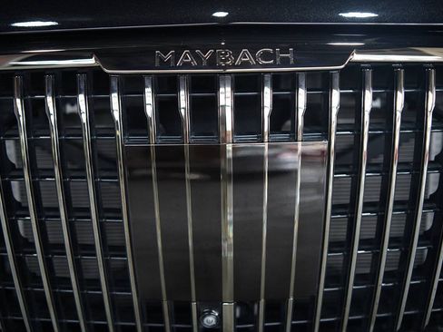 Used 2025 Mercedes-Benz Maybach GLS 600 4MATIC image 53