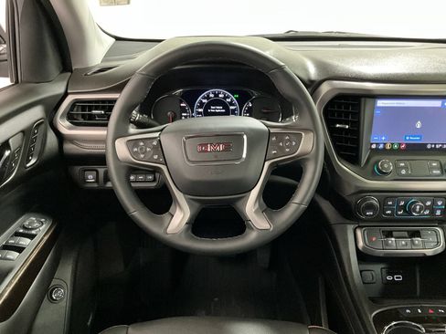 Used 2023 GMC Acadia AT4 w/ Technology Package AWD/4WD image 7