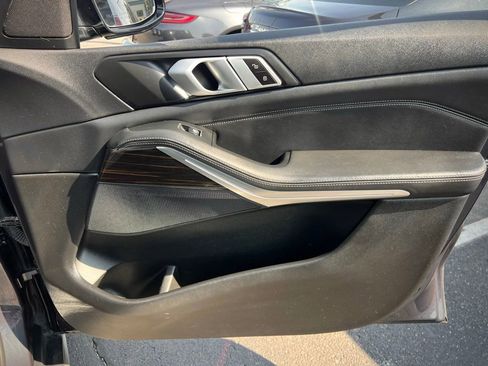Used 2019 BMW X5 xDrive40i w/ Convenience Package image 29