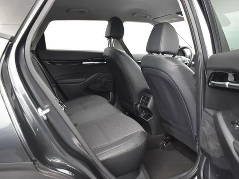 Used 2025 Kia Seltos S image 18