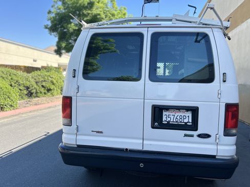 Used 2014 Ford E-150 and Econoline 150 VAN 3D w/ Power Group image 5