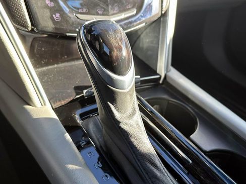 Used 2014 Cadillac XTS Premium image 29