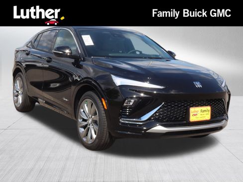 New 2025 Buick Envista Avenir image 1