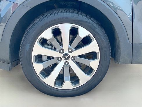 Used 2022 Kia Telluride S image 33