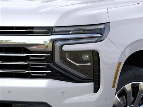 New 2025 Chevrolet Tahoe Premier w/ Sun And Tow Package image 10