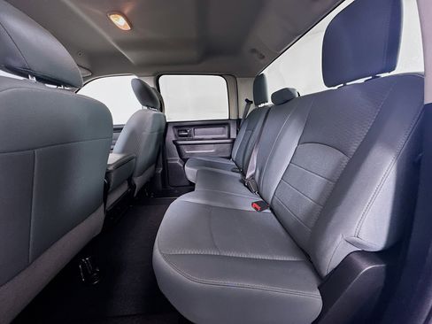 Used 2018 RAM 1500 Express image 26