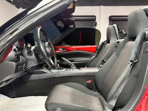 Used 2016 MAZDA MX-5 Miata Club RWD image 20