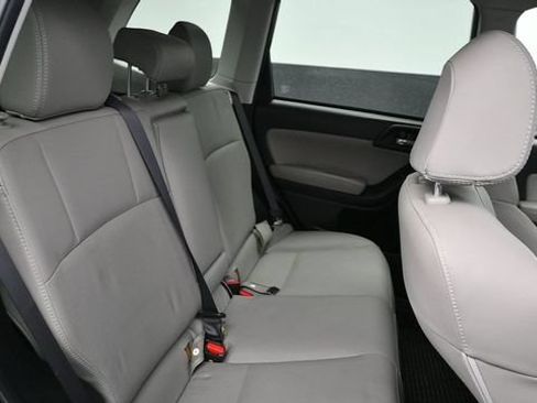 Used 2016 Subaru Forester 2.5i Limited AWD/4WD image 13