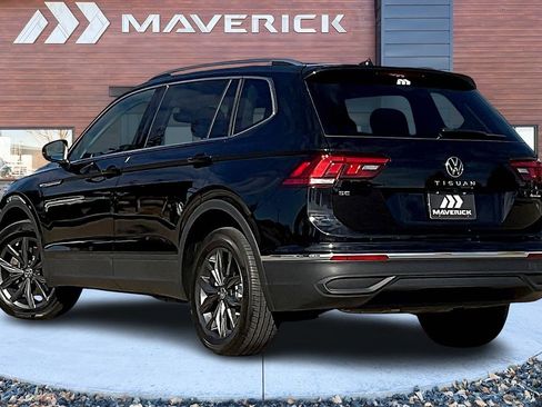 Used 2022 Volkswagen Tiguan SE image 4