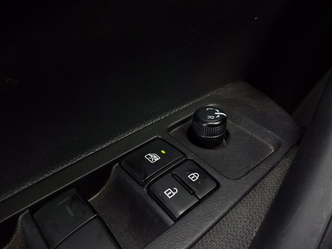 Used 2026 Toyota Corolla LE FWD image 23