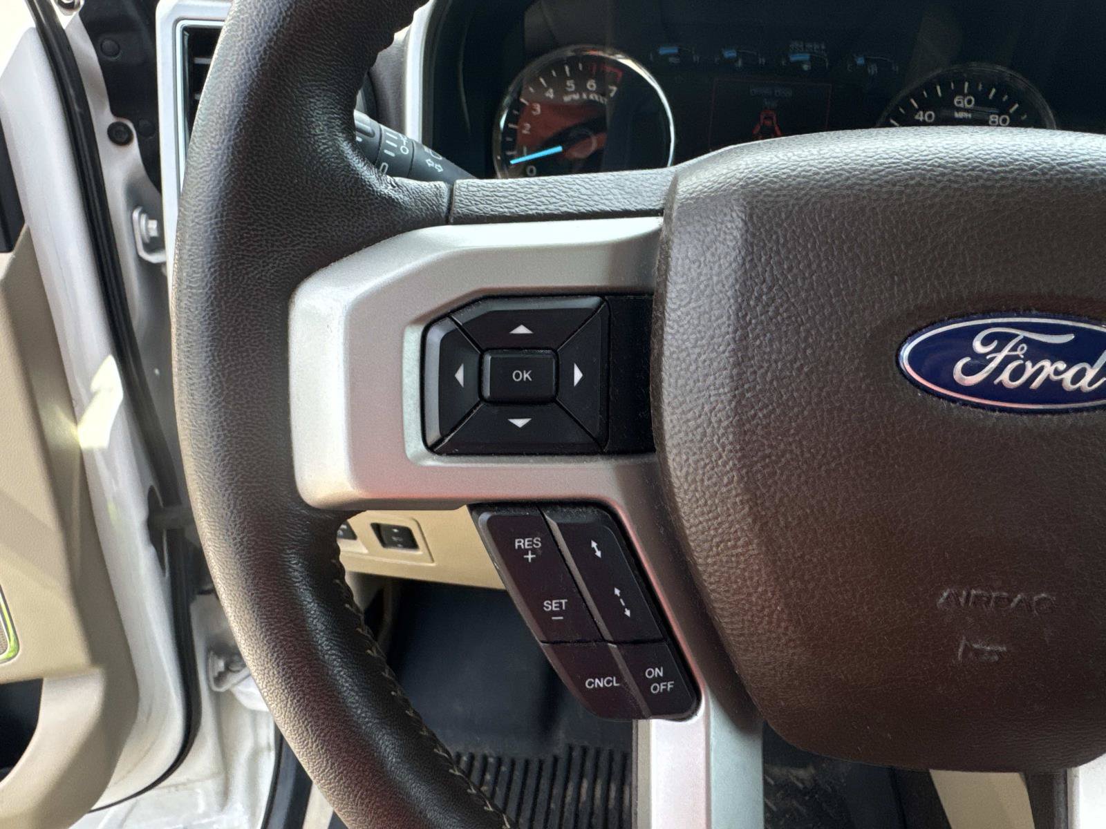 Used 2019 Ford F150 Lariat w/ Equipment Group 502A Luxury AWD/4WD image 23