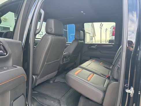Used 2025 GMC Sierra 2500 AT4 w/ AT4 Premium Plus Package image 7