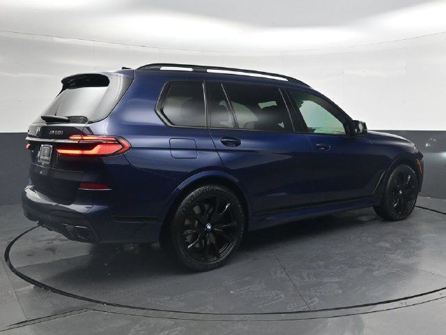 Certified 2025 BMW X7 M60i AWD/4WD image 4