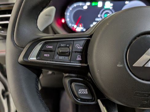 Used 2024 Dodge Hornet R/T w/ R/T Blacktop Package image 18