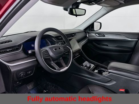 Used 2023 Jeep Grand Cherokee L Limited image 15