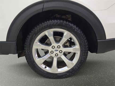 Used 2020 Ford Explorer Platinum w/ Premium Technology Package image 36