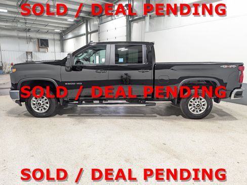 Used 2024 Chevrolet Silverado 2500 LT image 6