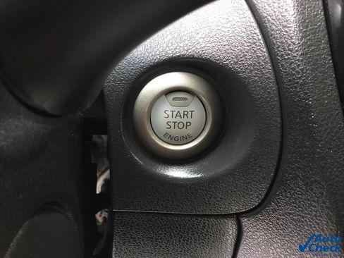 Used 2017 Nissan Juke SV image 46