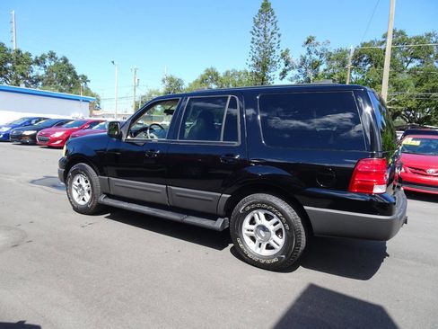 Used 2004 Ford Expedition XLT image 7