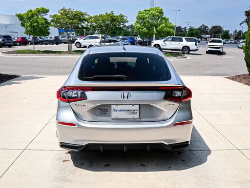 Certified 2025 Honda Civic Sport image 9