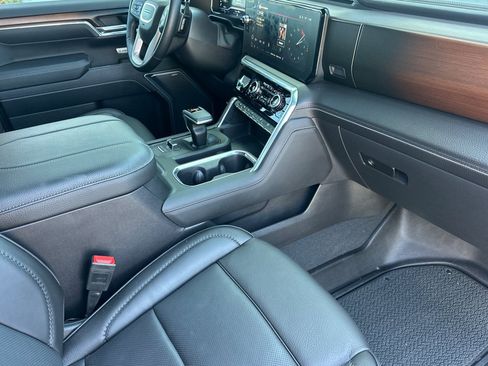 Used 2025 GMC Sierra 1500 Denali w/ Denali Reserve Package image 19