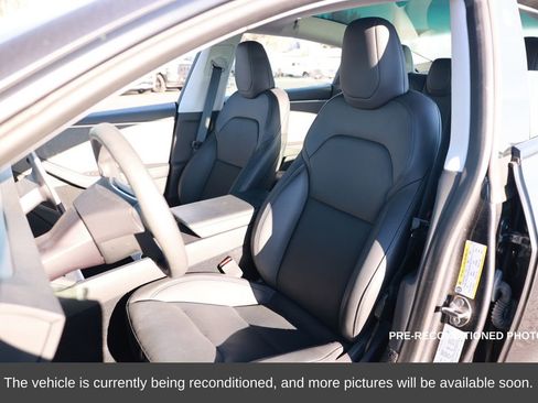 Used 2024 Tesla Model 3 Standard Range image 10