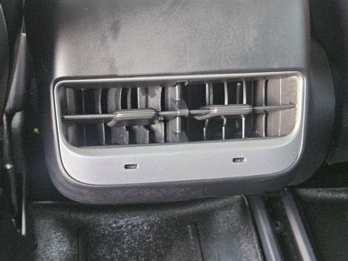 Used 2022 Tesla Model 3 Long Range image 17