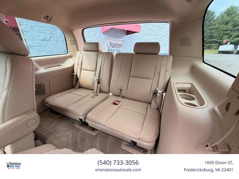 Used 2013 Cadillac Escalade Luxury AWD/4WD image 19
