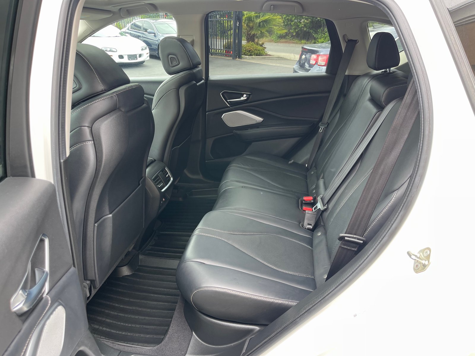 Used 2019 Acura RDX w/ Technology Package AWD/4WD image 15