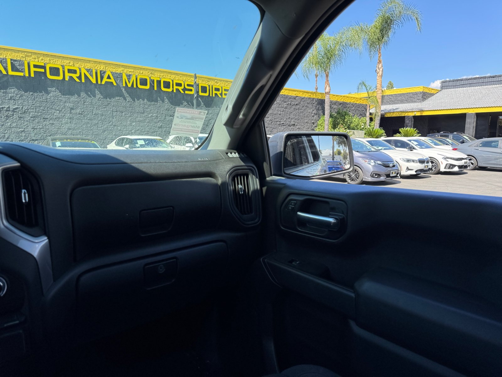 Used 2024 Chevrolet Silverado 1500 Custom w/ LPO, Dark Essentials Package RWD image 17