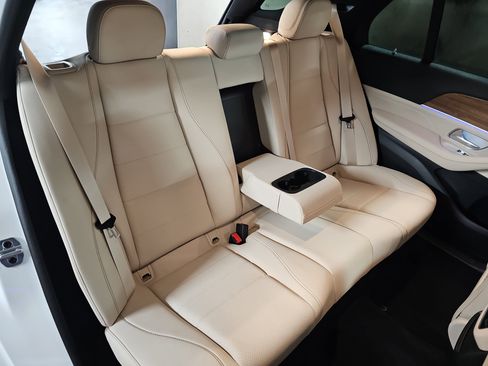 New 2026 Mercedes-Benz GLE 350 4MATIC image 12