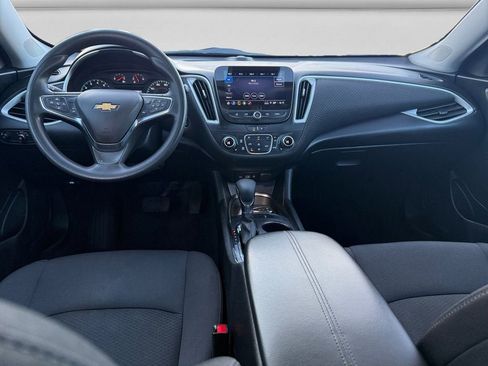 Used 2024 Chevrolet Malibu LT image 11
