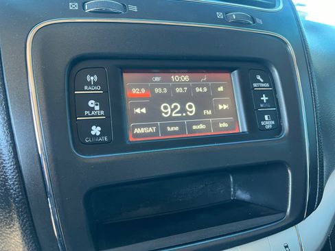 Used 2015 Dodge Journey SXT w/ Flexible Seating Group image 26