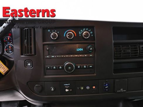 Used 2020 GMC Savana 3500 w/ Driver Convenience Package RWD image 12
