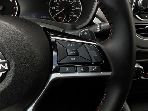 Used 2025 Nissan Altima 2.5 SR FWD image 33