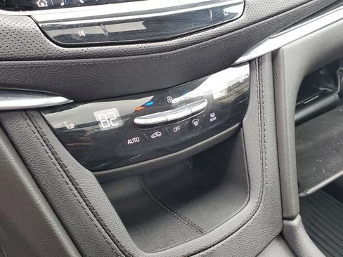 Certified 2023 Cadillac XT5 Premium Luxury image 33