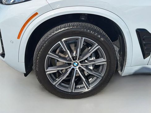 Certified 2025 BMW X5 xDrive40i image 43