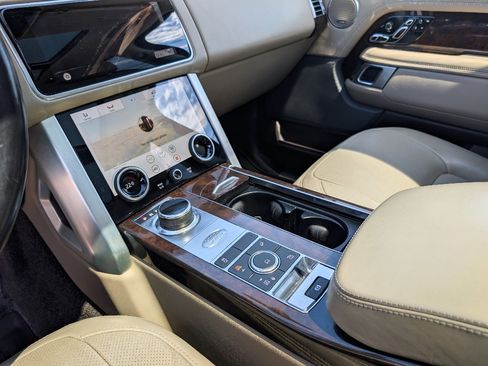 Used 2019 Land Rover Range Rover HSE AWD/4WD image 21