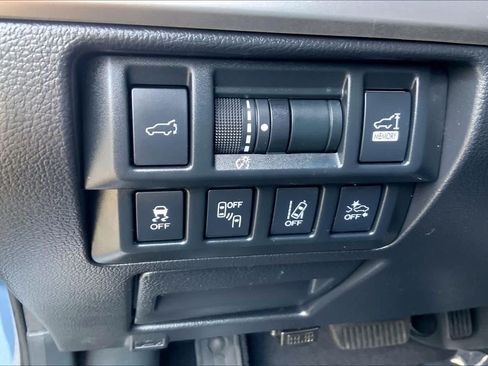 Used 2018 Subaru Outback 2.5i Limited w/ 50th Anniversary Edition AWD/4WD image 35