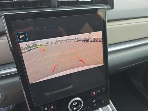Used 2025 GMC Terrain Elevation AWD/4WD image 18