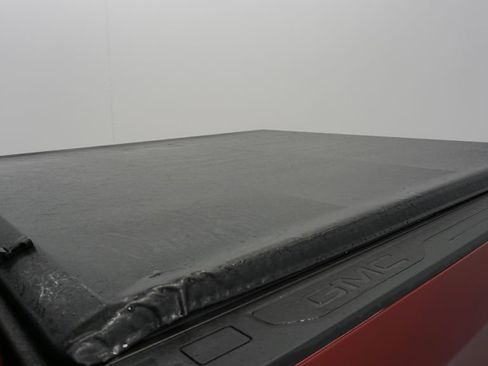 Used 2024 GMC Sierra 1500 Elevation image 29