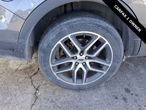 Used 2018 Ford Explorer Sport w/ Equipment Group 401A image 11