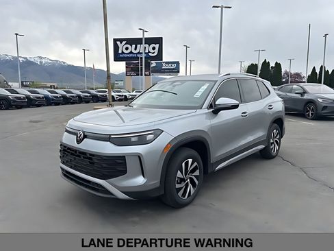 New 2026 Volkswagen Tiguan S AWD/4WD image 7
