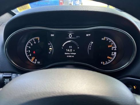 Used 2022 Jeep Grand Cherokee Laredo X AWD/4WD image 13