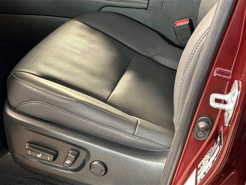 Certified 2021 Lexus GX 460 Premium w/ Premium Package image 28