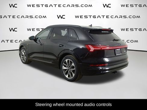 Used 2021 Audi e-tron Premium Plus image 5