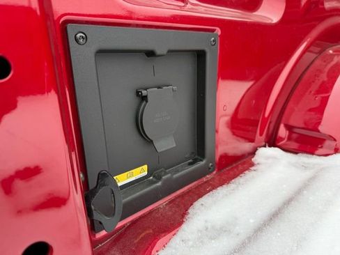 Used 2022 Ford F150 XLT w/ Equipment Group 302A High image 31