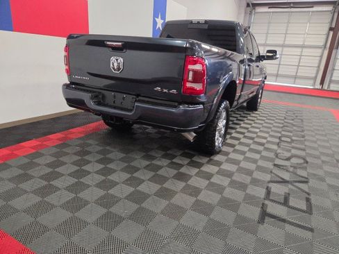 Used 2019 RAM 2500 Limited AWD/4WD image 18