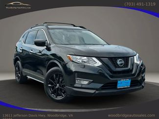 Used 2018 Nissan Rogue SV image 1